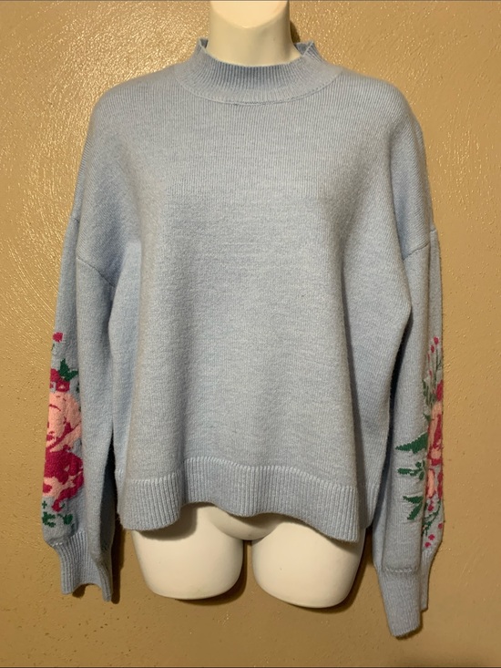 Belldini Sweaters - Belldini size M Light Blue Floral-Pink Embroidered Turtleneck Sweater NWT